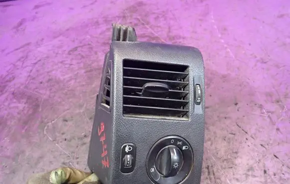 Volkswagen Crafter Light switch