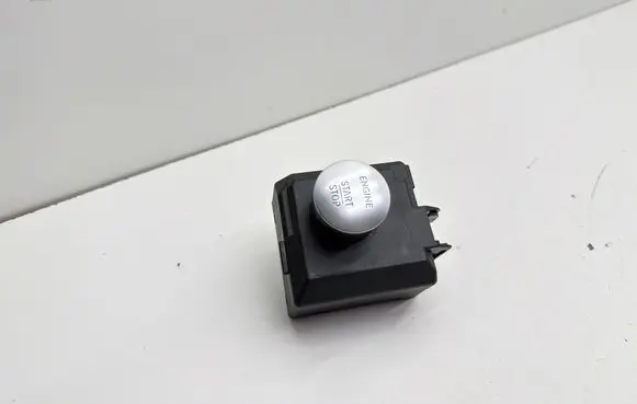 Mercedes-Benz GLE (W166 - C292) Ignition lock A1669059702 10046417