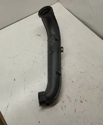 Audi A3 S3 8V Intercooler hose/pipe 04E145673F 72587 W4012472N