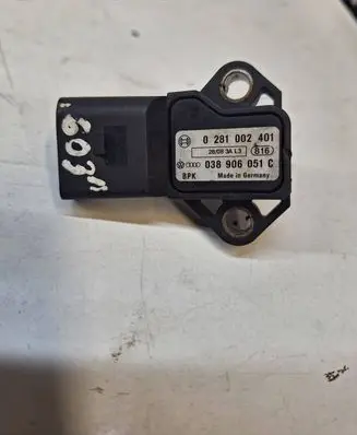 Volkswagen PASSAT B5.5 Air pressure sensor 038906051C 0281002401
