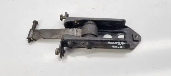 Mercedes-Benz S W126 Front door check strap stopper