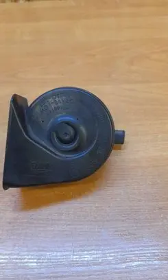 BMW 3 E90 E91 Horn signal 715942104