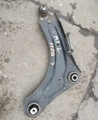 Renault Megane III Front lower control arm/wishbone