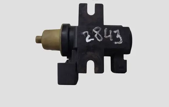 Opel Insignia A Turbo solenoid valve 55573362 70142003