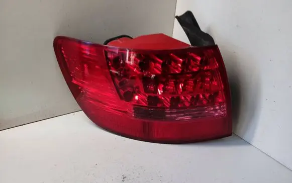 Audi A6 S6 C6 4F Rear/tail lights 89037044
