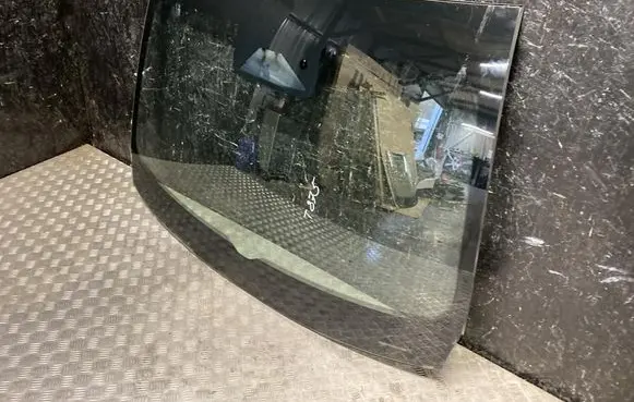 XPeng P7 Front windscreen/windshield window 