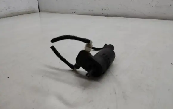 Windscreen/windshield washer pump