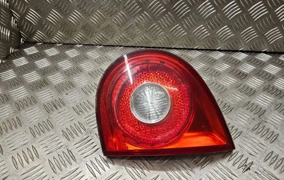Volkswagen Golf V Tailgate rear/tail lights 1K6945094J