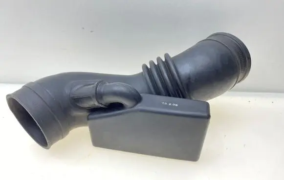 Subaru Outback Air intake duct part 14457AA45A 14457AA 14457AA390