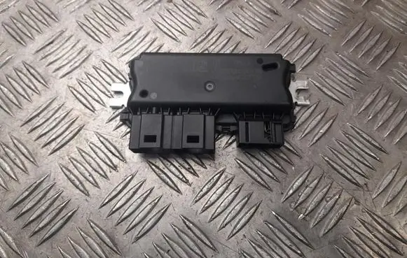 BMW 2 Active Tourer U06 Fuel injection pump control unit/module 5A63595