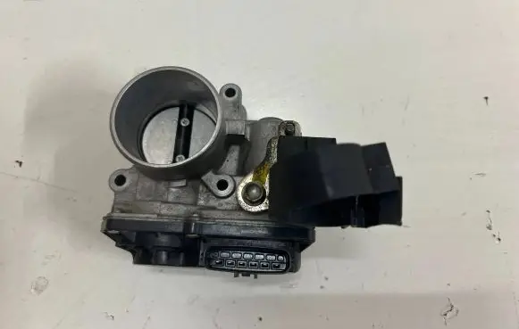 Mazda 2 Throttle body valve P53N13640