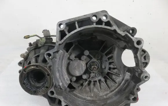 Volkswagen Golf IV Manual 6 speed gearbox DUS