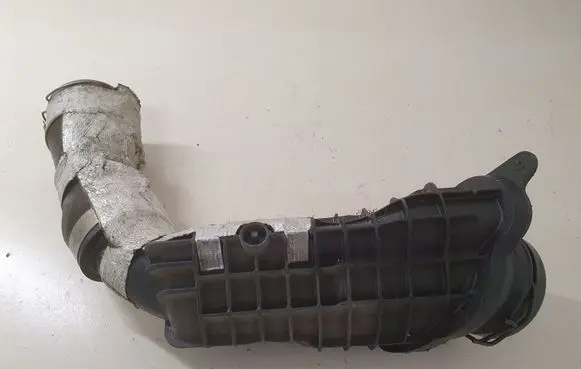 Renault Clio III Intercooler hose/pipe