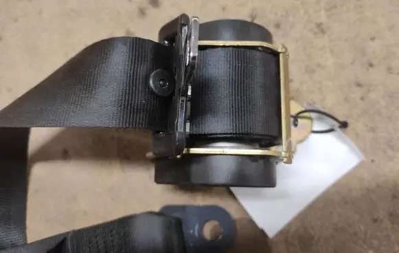 Citroen C4 I Rear seatbelt D506452AC50