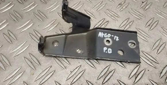 Toyota Aygo AB40 Fender mounting bracket 