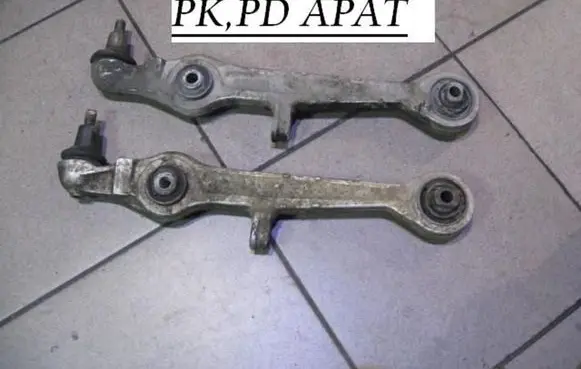 Audi A4 S4 B5 8D Front lower control arm/wishbone 4D0407155