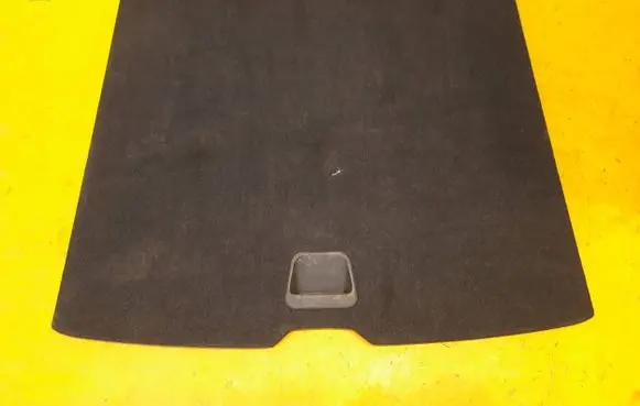 Volvo XC40 Trunk bottom trim panel 
