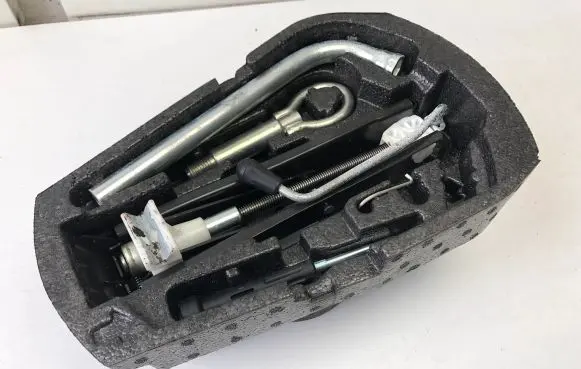 Volkswagen Polo V 6R Tool set 6Q0012115H 6R0011031B 6K0803615C