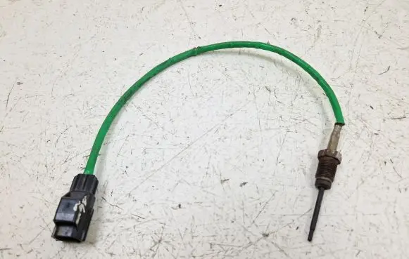 Ford Mondeo MK V Exhaust gas temperature sensor 8G9112B591 8G9112B591AA NTK