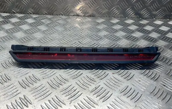 Volkswagen PASSAT B5 Third/center stoplight 5AEU396D01