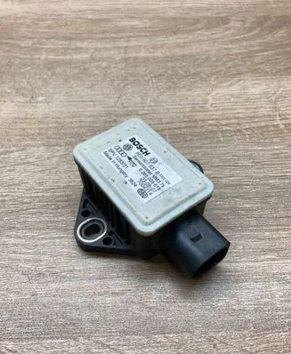 Audi A6 S6 C6 4F ESP acceleration yaw rate sensor 8E0907637B 0265005618
