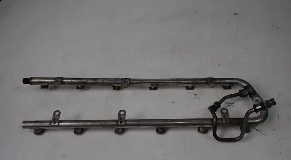 Mercedes-Benz CL C216 Fuel main line pipe A2750700695