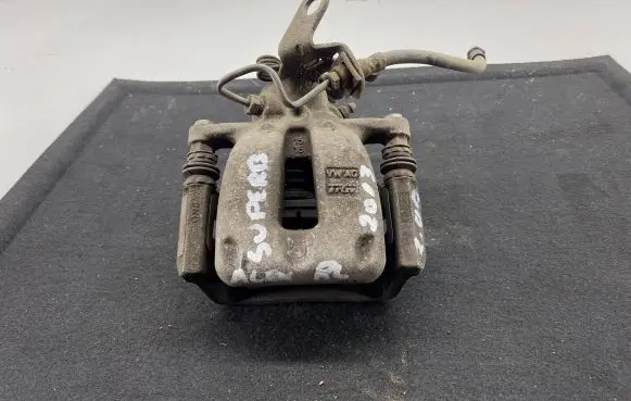 Skoda Superb B6 (3T) Rear brake caliper
