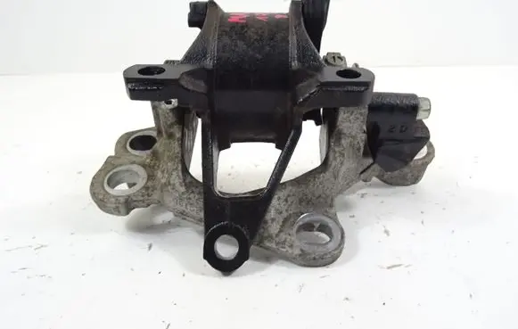 Mazda 6 Engine mount vacuum valve 