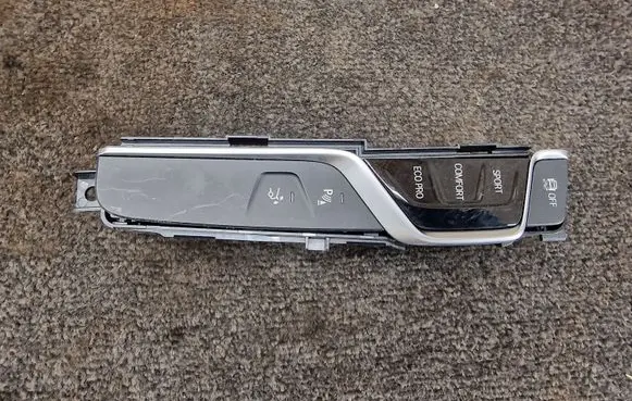 BMW 6 G32 Gran Turismo Parking (PDC) sensor switch 6843968