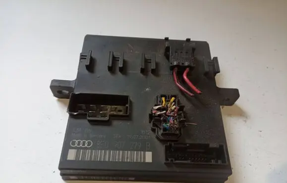 Audi A4 S4 B6 8E 8H Comfort/convenience module 8E0907279B 00006951B4 A2T1G19A9T