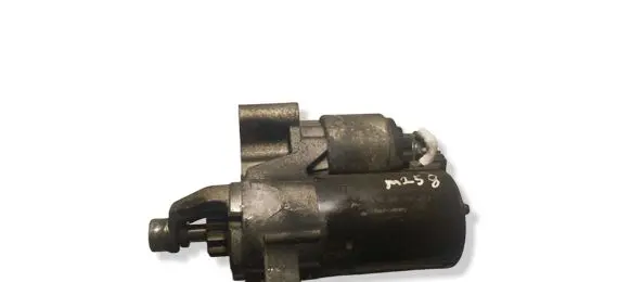 Audi A5 8T 8F Starter motor 