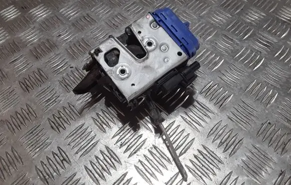 Audi A8 S8 D2 4D Rear door lock 4D0839016D