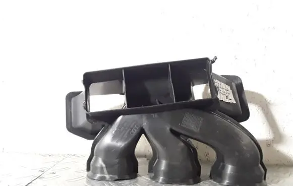 Audi TT TTS Mk2 Cabin air duct channel 8J2857409