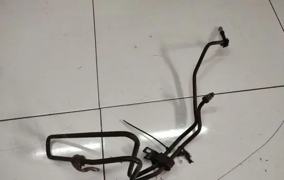 Power steering hose/pipe/line