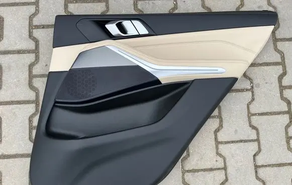 BMW X5 G05 Coupe rear side trim panel 