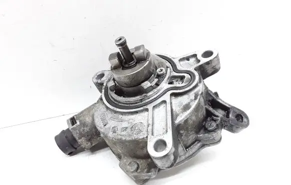 Volvo S80 Vacuum pump 31219463