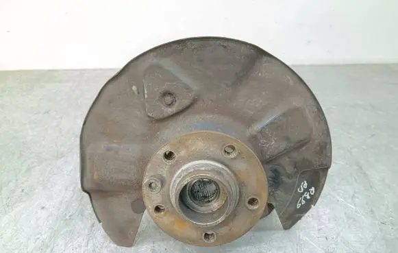 Volkswagen Transporter - Caravelle T5 Front wheel hub spindle knuckle 7H0258G