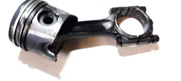 Peugeot 307 Piston with connecting rod