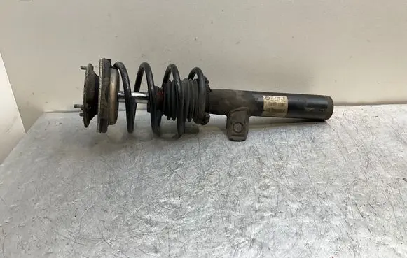 BMW 5 E60 E61 Front shock absorber with coil spring 6772219 E60V009BX 105413