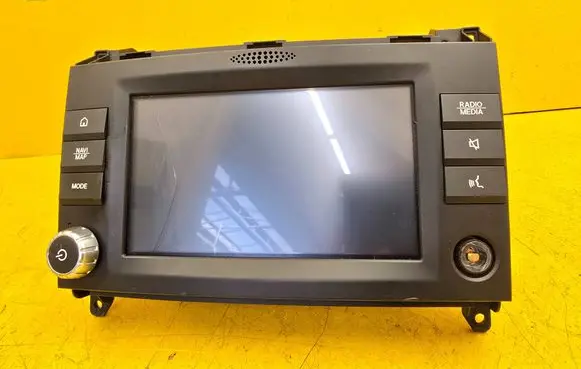 Mercedes-Benz Vito Viano W447 Radio/GPS head unit trim A4478201101 AV1CEV01G62 02SW001ZGS003