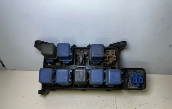 Nissan Pathfinder WD21 Fuse box set 71242642 71242643 71242640