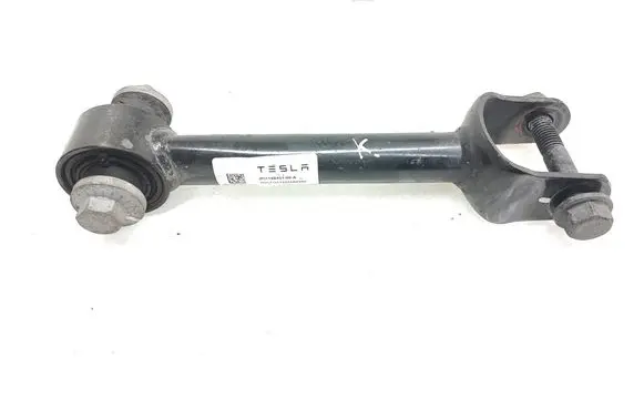 Tesla Model Y Rear control arm 118843100A CFC232943B0290