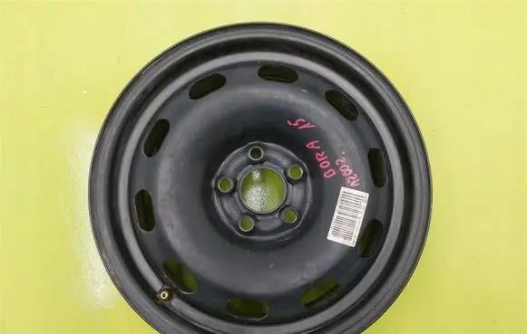 Volkswagen Bora R15 steel rim 