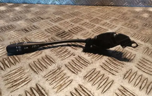 Mercedes-Benz C W203 Cruise control switch 