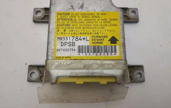 Mitsubishi Pajero Airbag control unit/module W2T60275AMR551784L