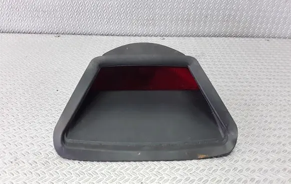 BMW 7 E38 Third/center stoplight
