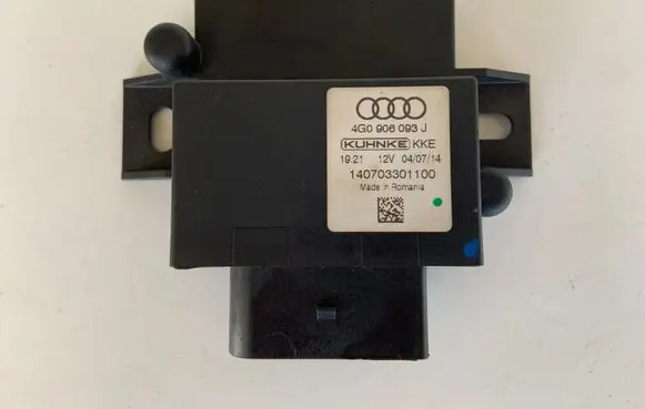 Audi A6 S6 C7 4G Fuel injection pump control unit/module 4G0906093J