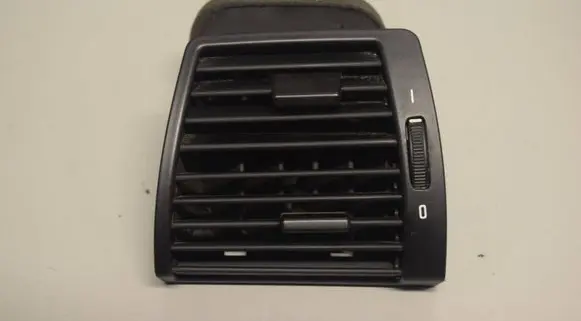 BMW X5 E53 Dashboard side air vent grill/cover trim 8402215
