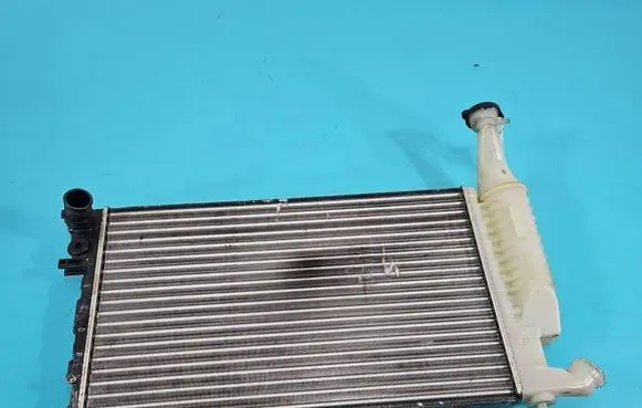 Coolant radiator