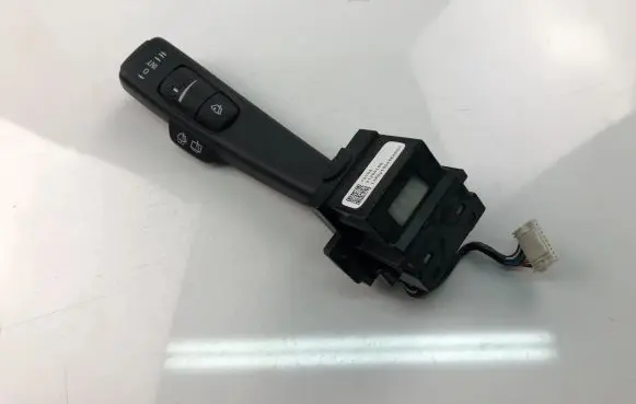Volvo V70 Indicator stalk 31264169